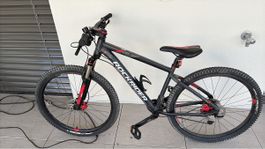 ROCKRIDER mountain bike schwarz rot guter Zustand Grösse S