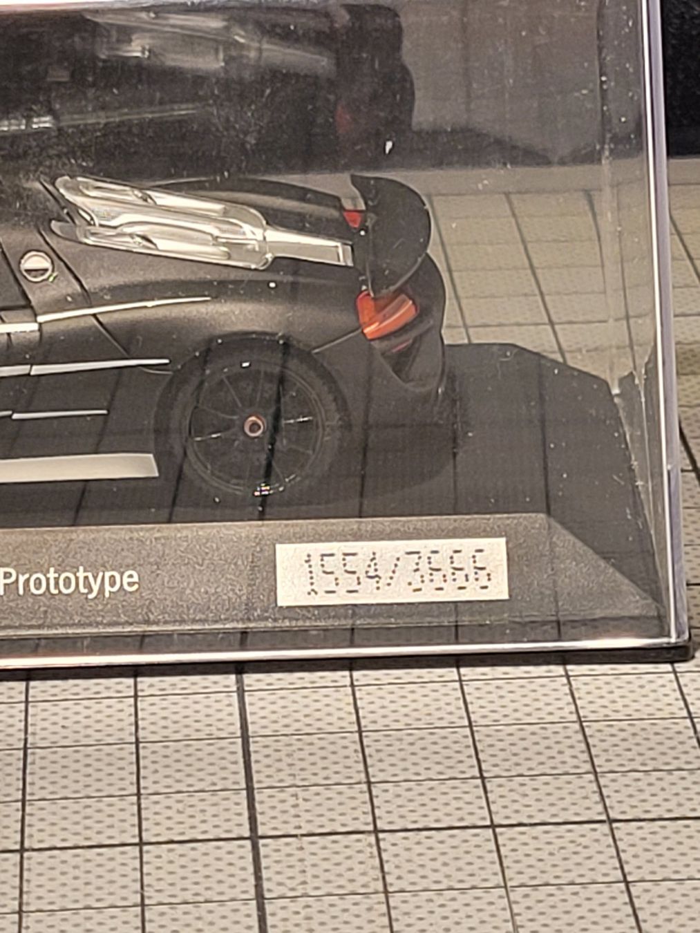Porsche Modellini d'auto: Porsche 918 Spyder Prototype 1:43 édition limitée – Nuovo e nell'imballaggio originale da Chézard-St-Martin venduto da AlPat-Collections 4