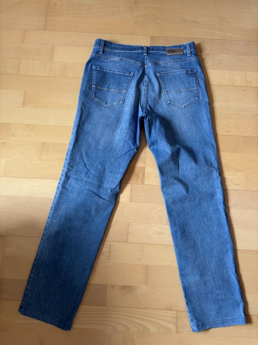 Brax Jeans: Jeans blau Grösse K38 – Usato da Kesswil venduto da Branca-01 1
