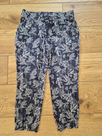 🌸 TCHIBO HOSE 36/38 🌸