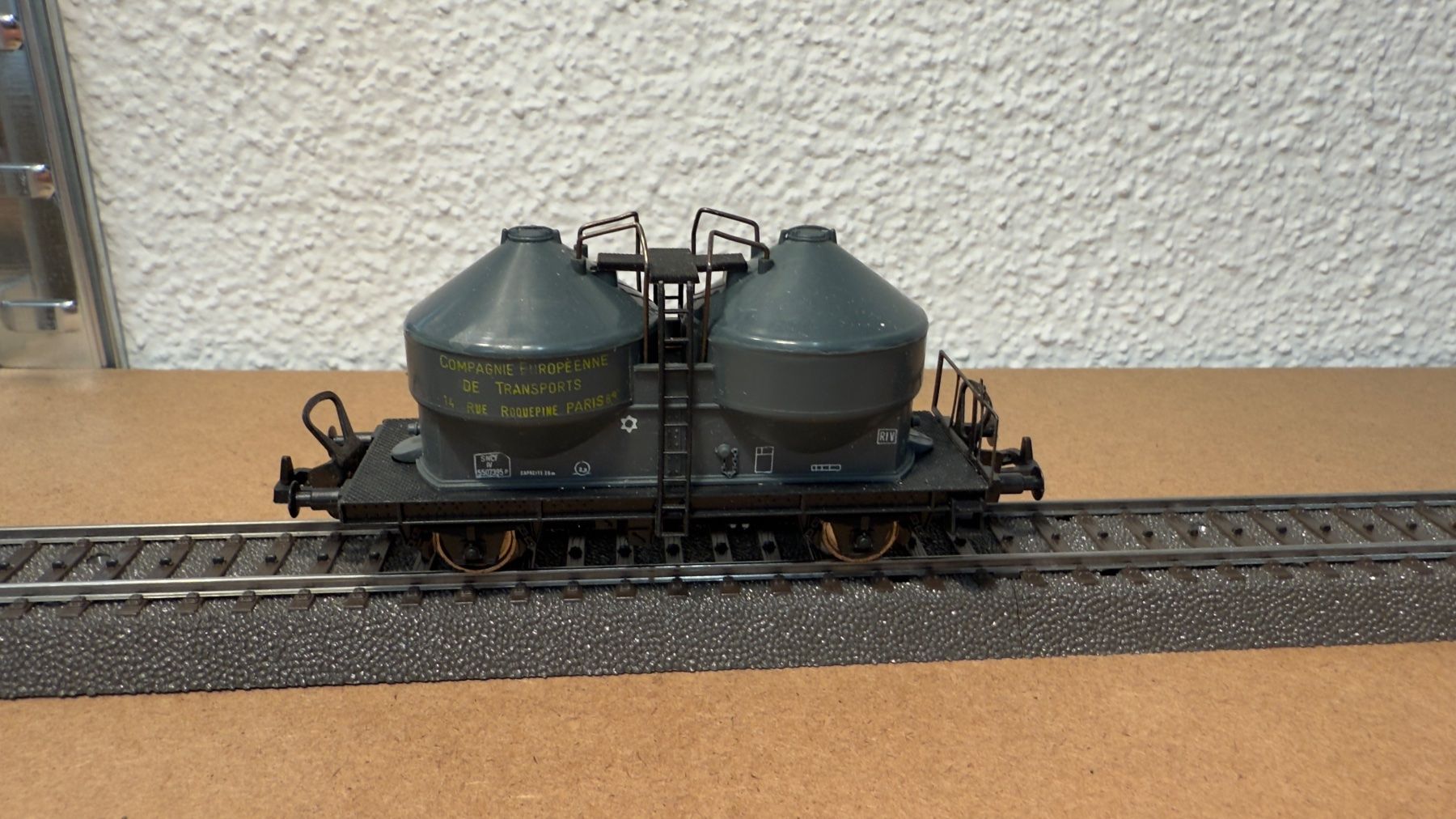Lima Modellini di ferrovie: Lima Kesselwagen H0 / DC in OVP – Usato da Schlieren venduto da rat_lq6b 1
