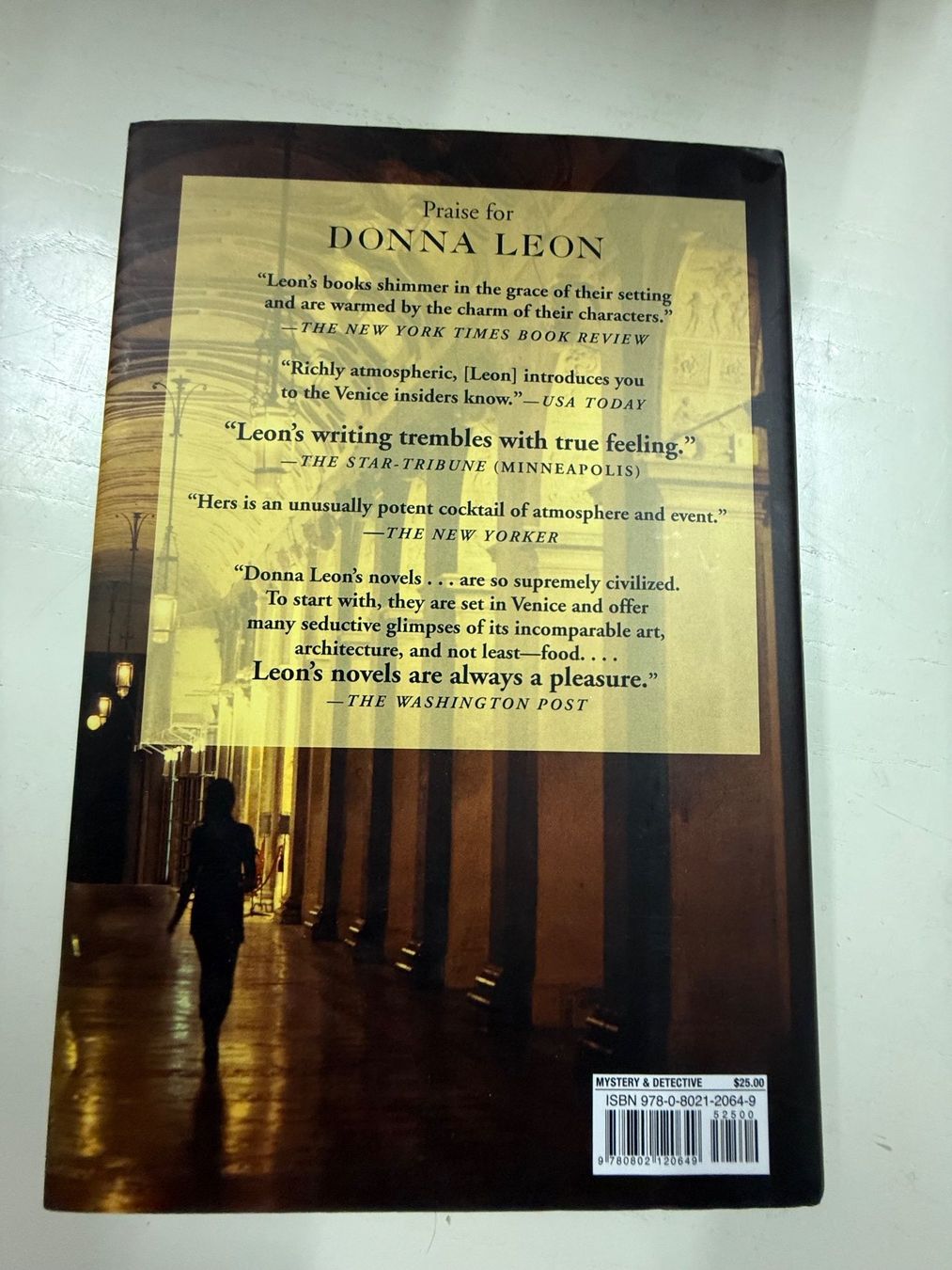 Libri: 3x Donna Leon - in englisch – Usato da Hunzenschwil venduto da Reche71 1