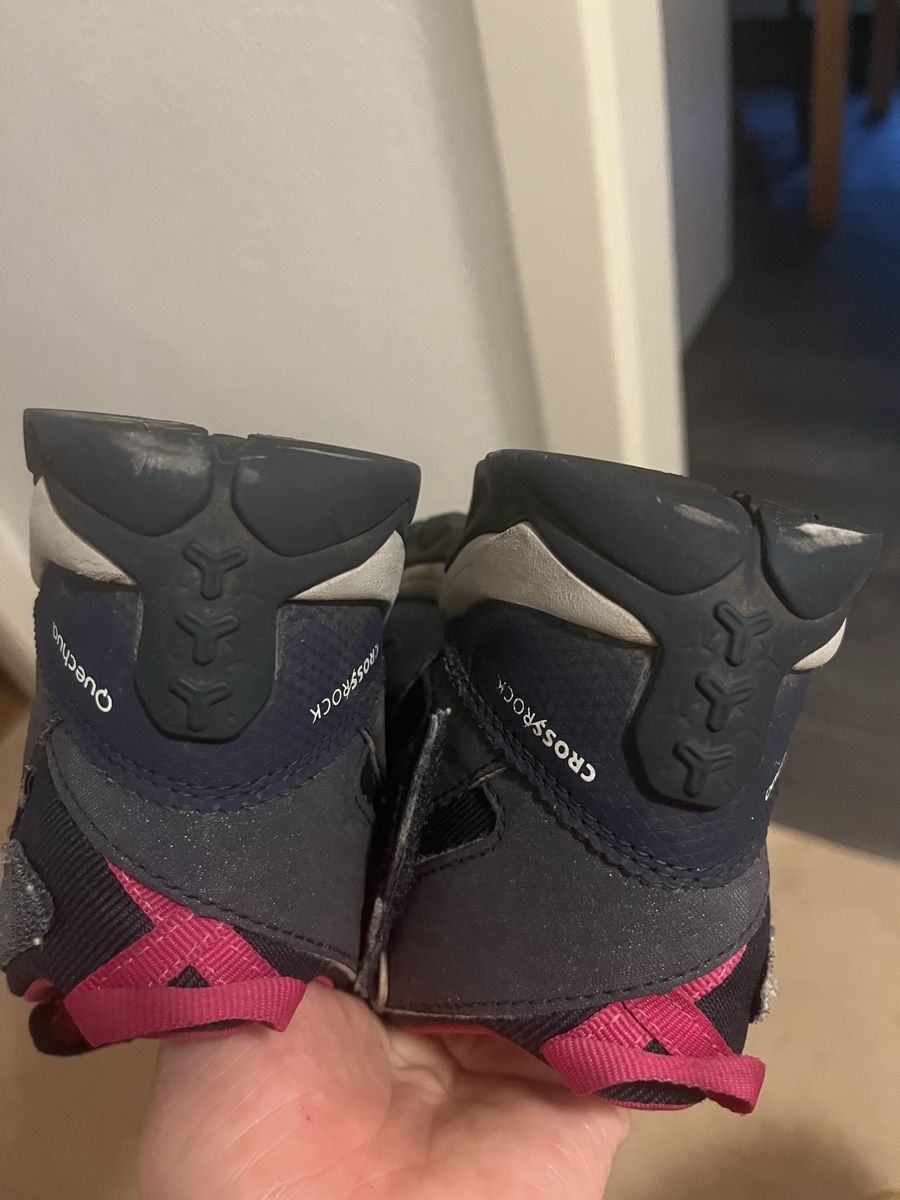 Decathlon Chaussures filles: Wanderschuhe grau pink – D'occasion à Basel par hal_s2bt 3