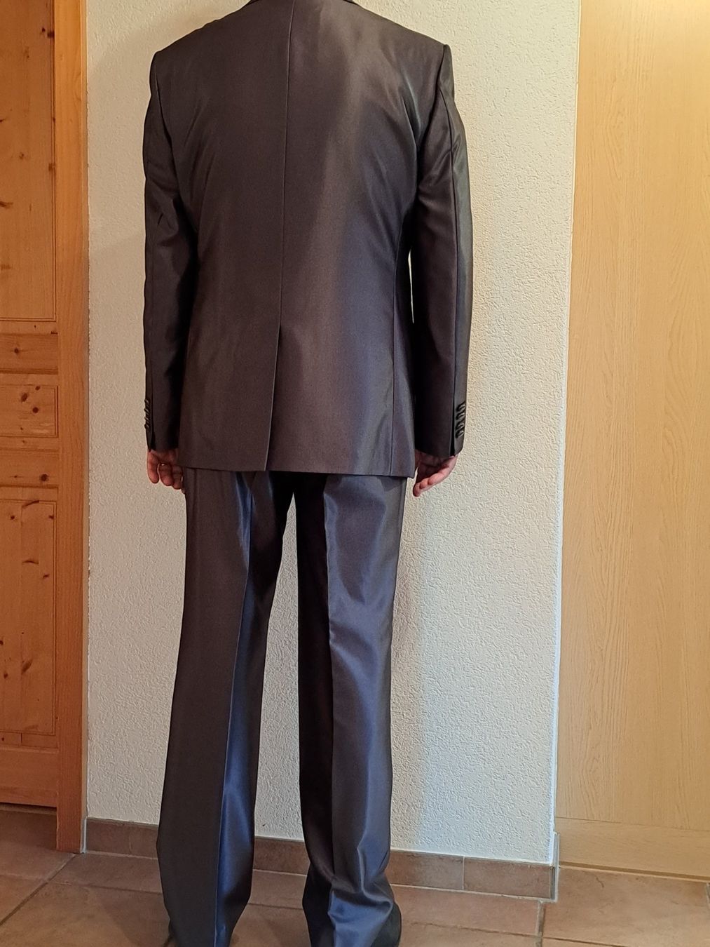 Anzüge: Hochzeits-Anzug Bräutigam anthrazit-farbig – Gebraucht aus Hettiswil von san_kf5h 1