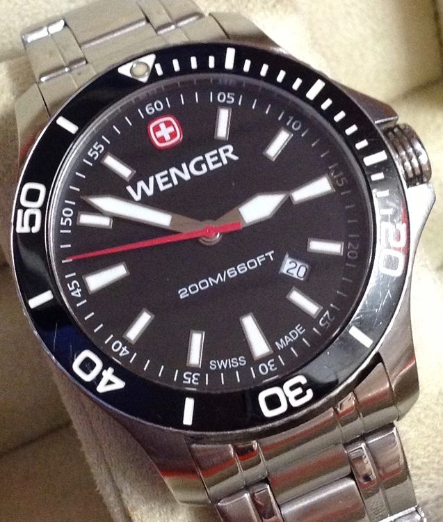 WENGER swissmade Herrenuhr 47 mm ( Neue Preise 395 CHF ) Kaufen