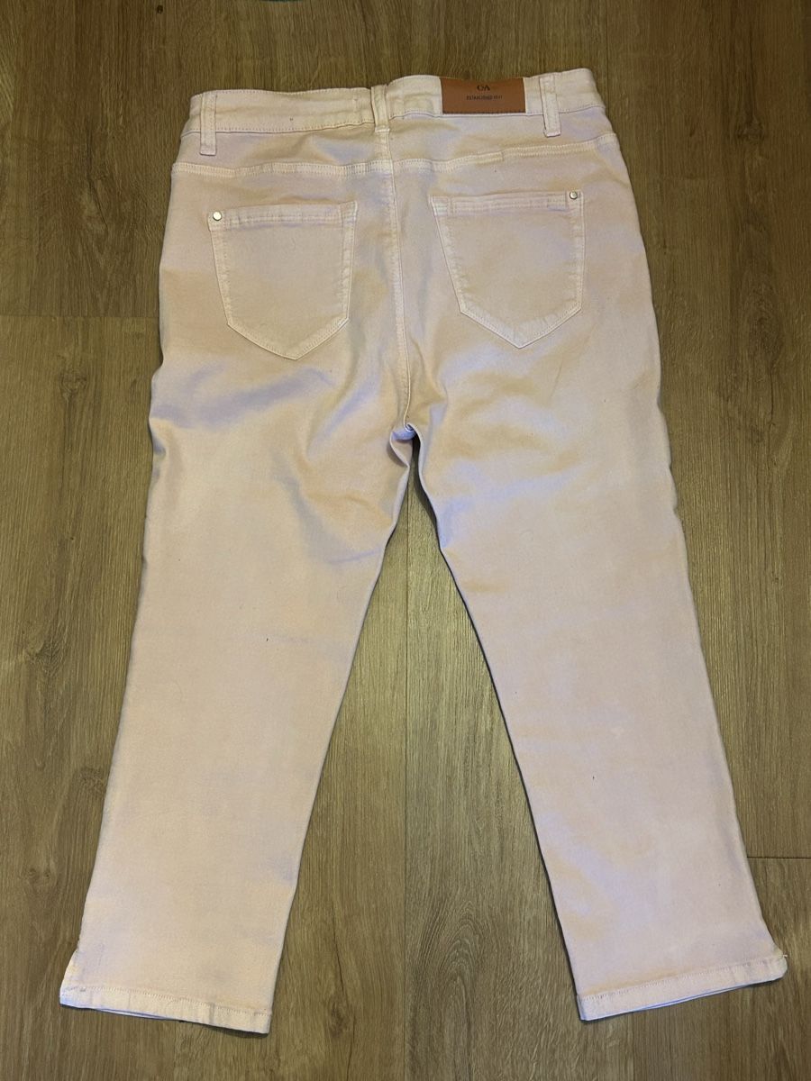 C&A Hosen: Pantalon rose 3/4 C&A – Neu (gemäss Beschreibung) aus Yverdon-les-Bains von Little_M0nster 3