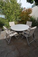 Runder Gartentisch Schaffner mit 4 Kettler Klappsesseln