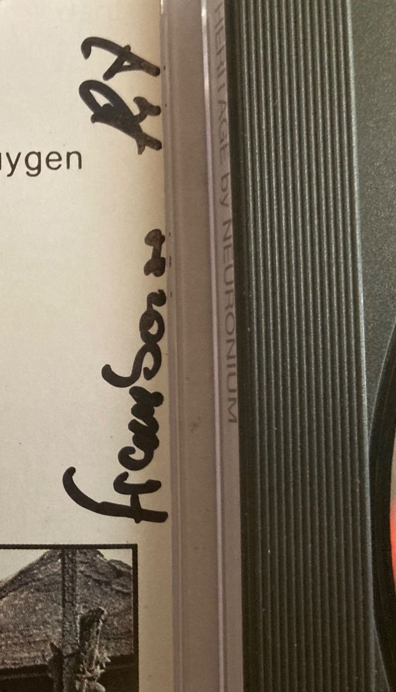 CDs: NEURONIUM - HERITAGE – Gebraucht aus Poliez-Pittet von Newtown-Records 3