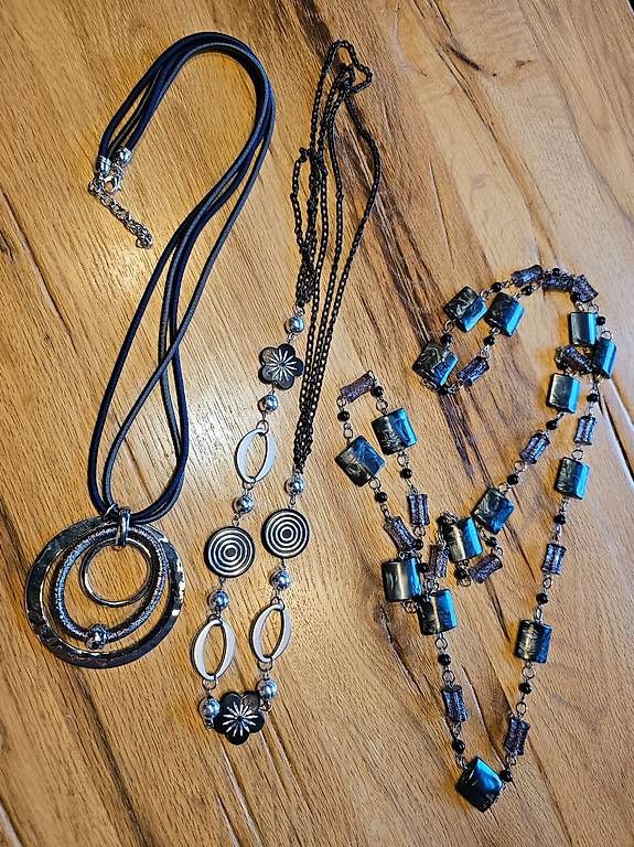 Autres bijoux: Schmuck – D'occasion à Rothrist par Neubeginn