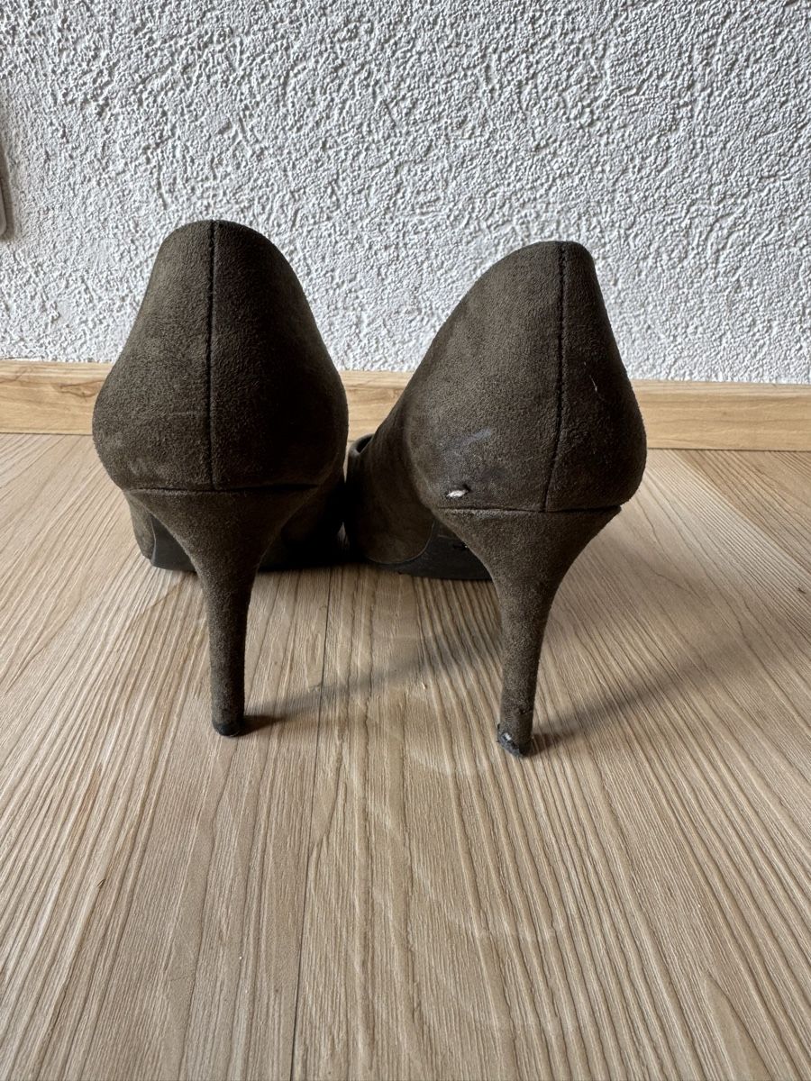 Scarpe da donna: Pumps – Usato da Brienz BE venduto da Eleri.M 2