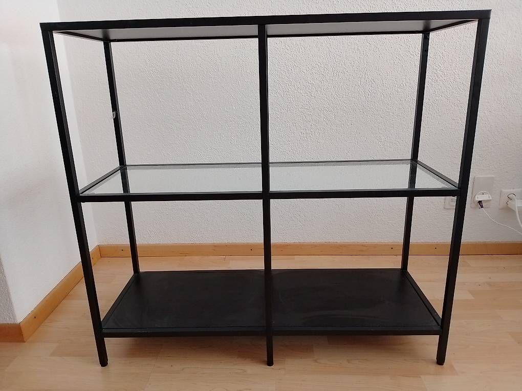 Regale: Regal mit Glastablar – Gebraucht aus Münsingen von Cindy_111