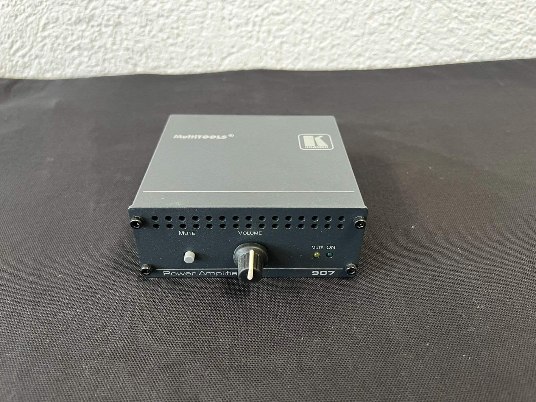 Amplificatori: Kramer 907 – Usato da Bern venduto da NIKA-SYSTEMS
