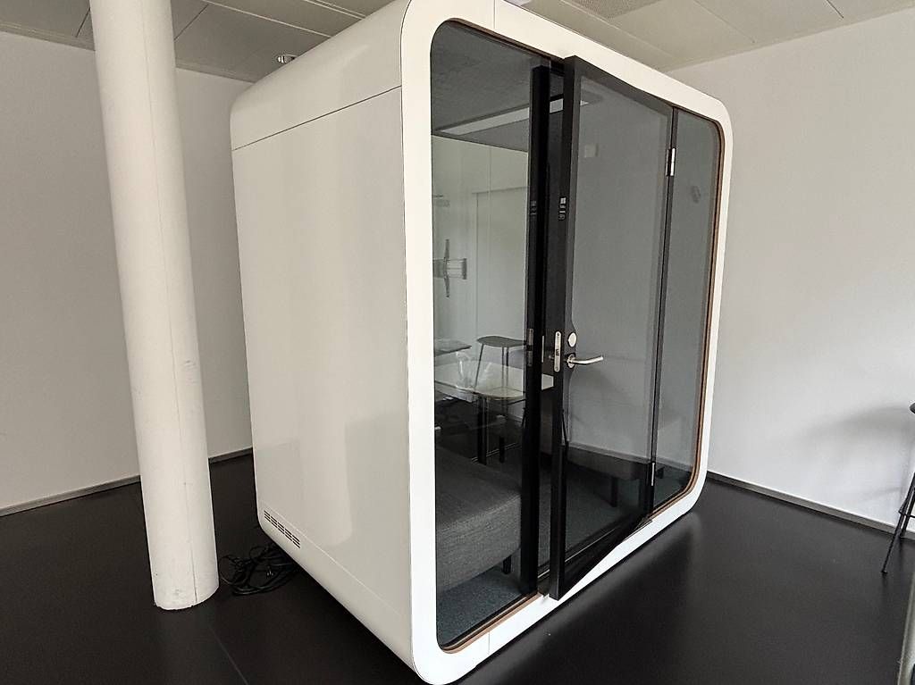 Conteneurs de construction: Schallisolierte Meetingbox – D'occasion à Olten par chr_c7d8