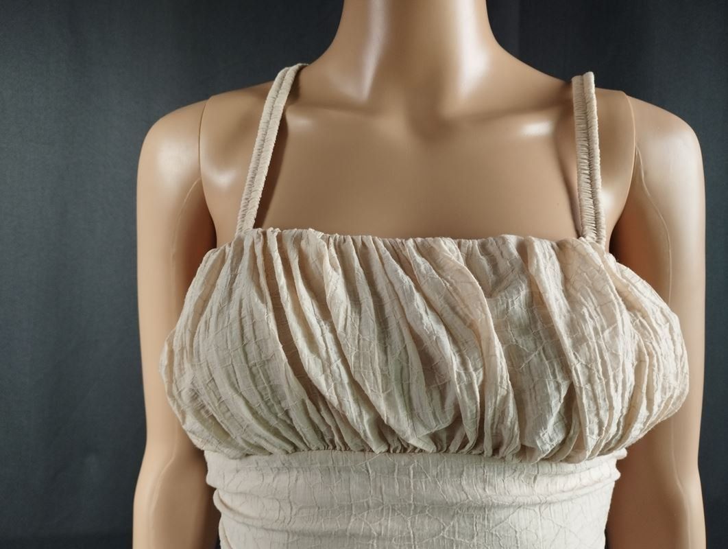 Zara Robes: ZARA Kleid beige Gr. XS – D'occasion à Schübelbach par Restwert_Schubelbach 4