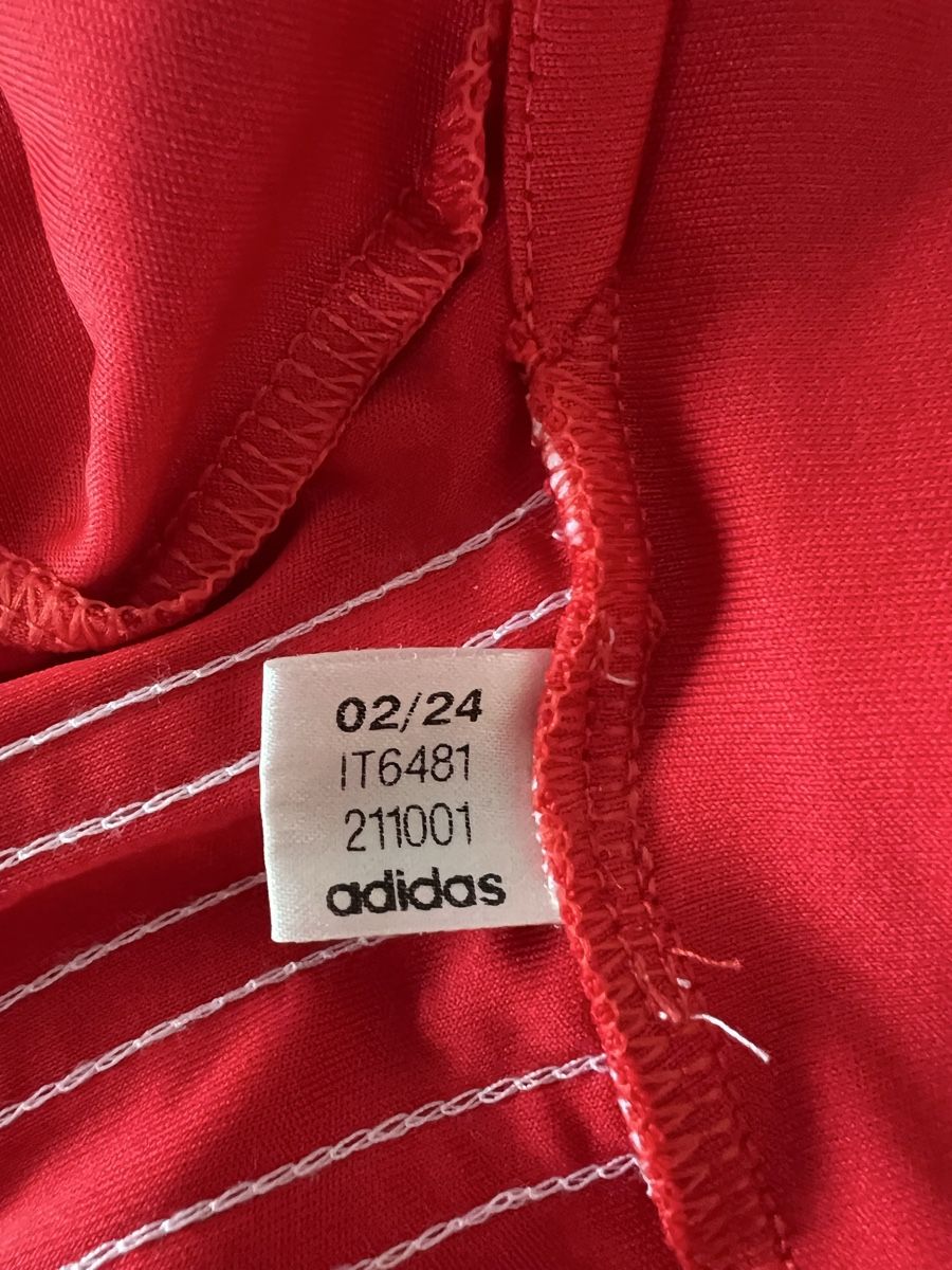 Adidas Canottiere & Pantaloni: Benfica Lissabon Grösse L – Usato da Mümliswil venduto da Calciopat 3