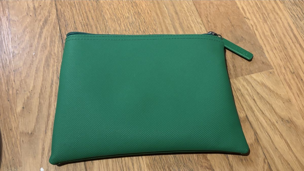 Lacoste Kosmetikkoffer: Lacoste Necessaire – Neu (gemäss Beschreibung) aus Wetzikon ZH von pinkilady44 1
