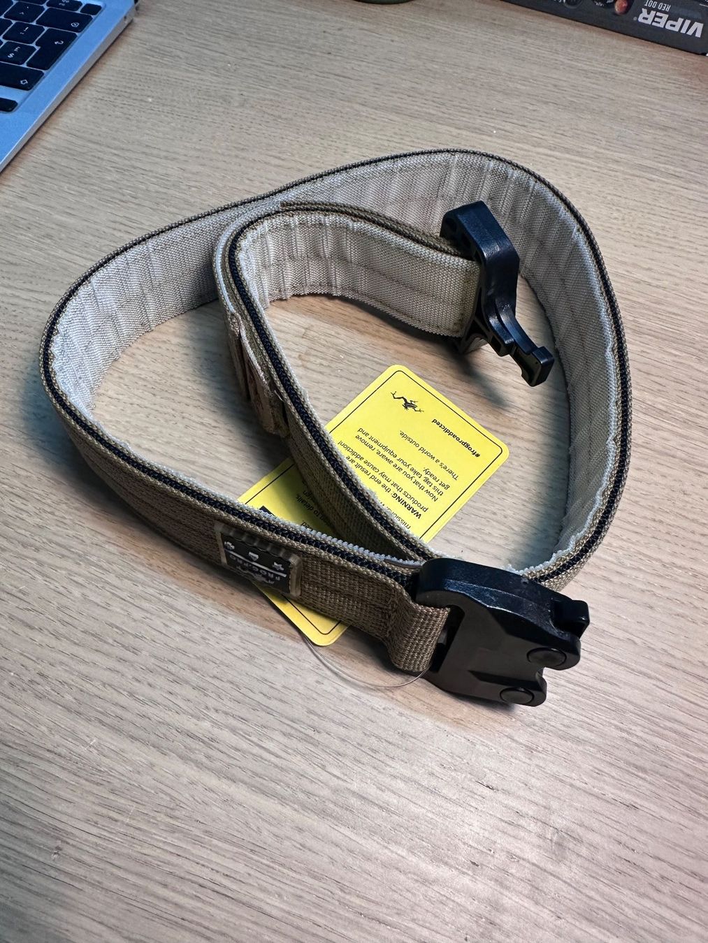 Cinture: Ceinture tactique FROG PRO Coyote M – Usato da Villars-Ste-Croix venduto da DarkWerx