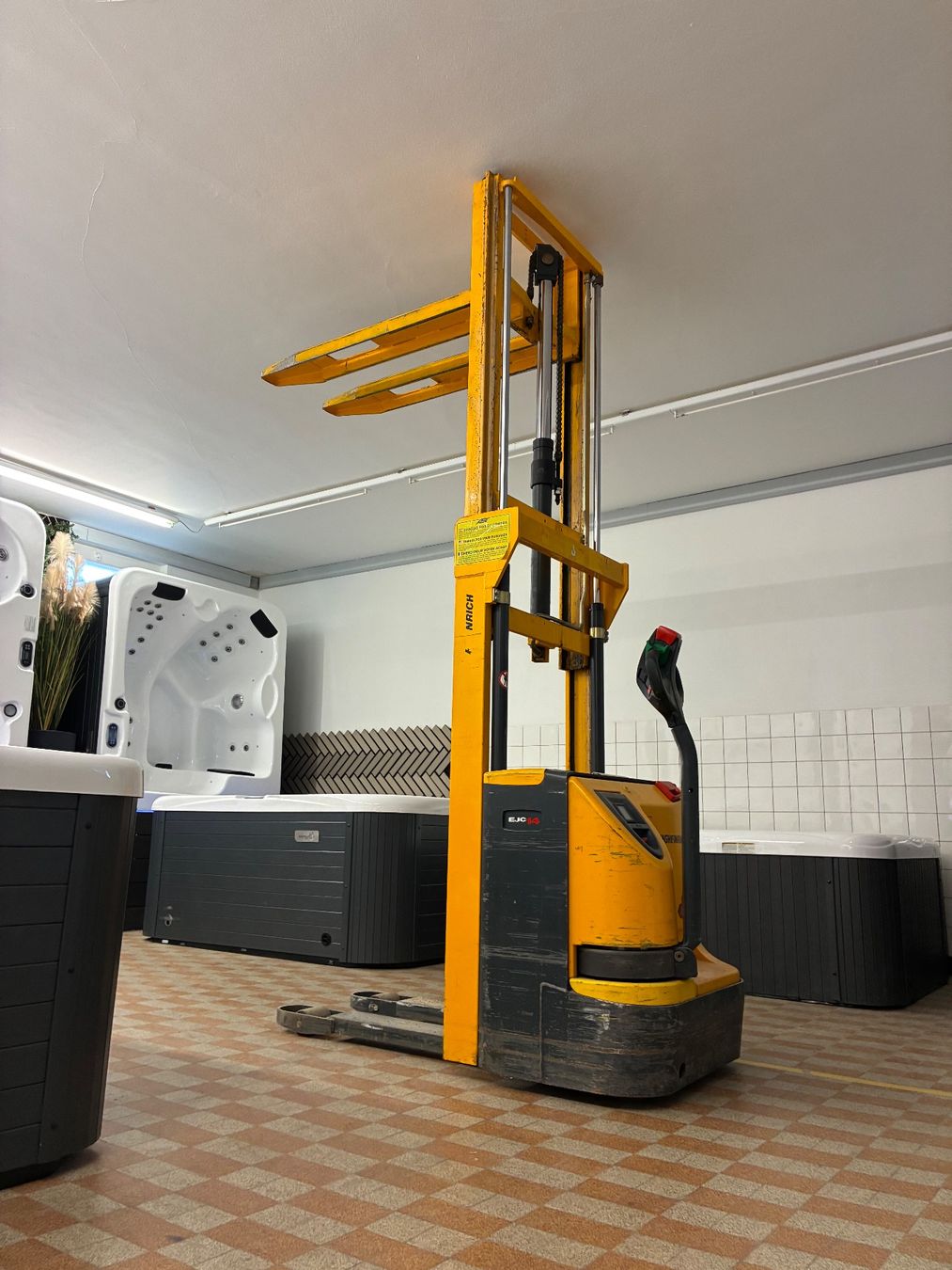 Jungheinrich Carrelli elevatori e a forche: Ameise Jungheinrich EJC14 – Usato da Oensingen venduto da Spaoutlet-Oensingen