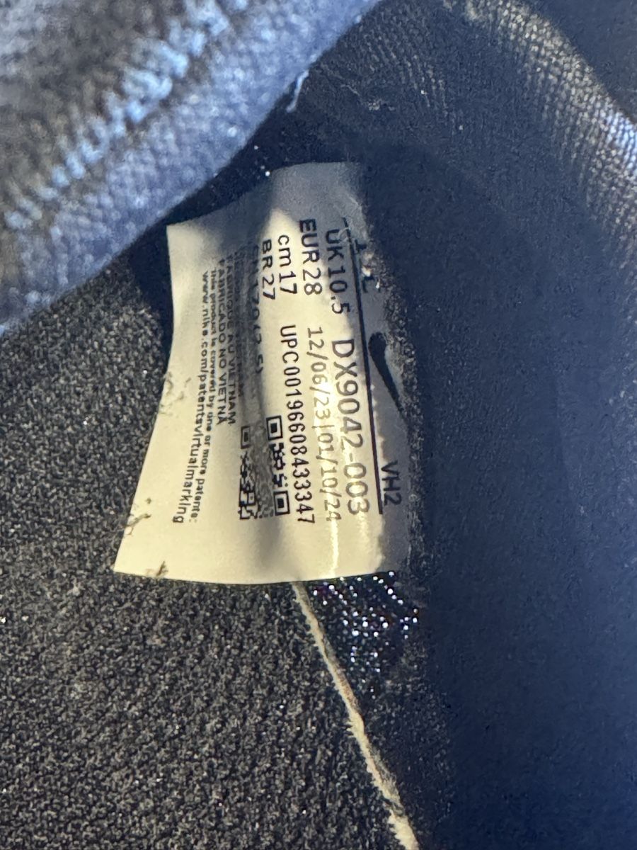 Nike Herrenschuhe: Kinderschue Nike 28 – Gebraucht aus Ilanz von tai_q2yd 4