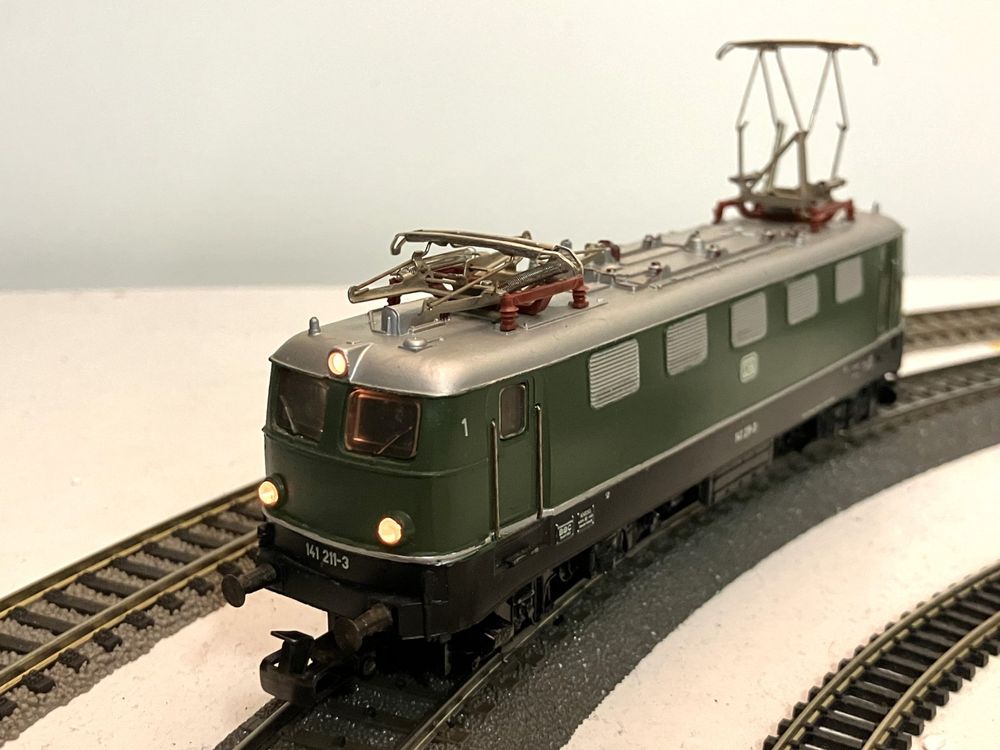 Märklin H0 3037 Elektrische Lokomotive BR 141 der DB Wechselstrom - M, 48,99