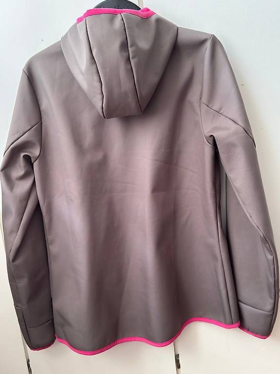 Jack Wolfskin Giacche: Jack Wolfskin Softshelljacke, Damen, M/40 – Usato da Weisslingen venduto da Cy 1