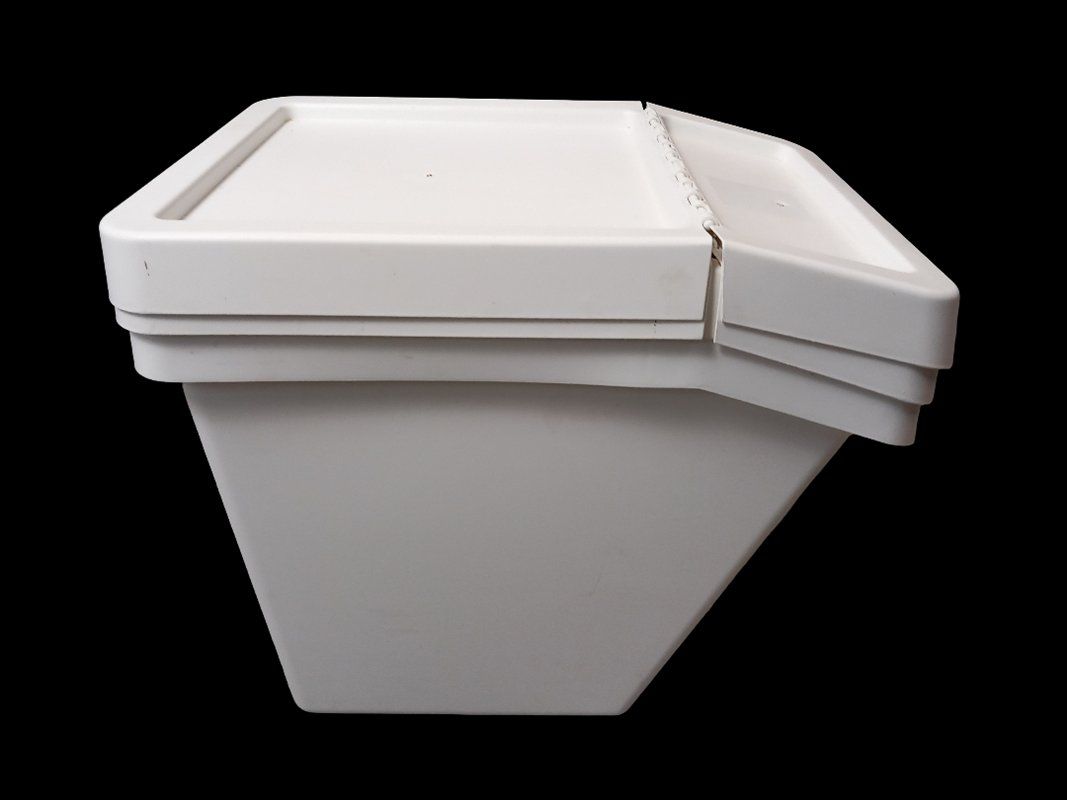 Ikea Behälter & Ähnliches: IKEA SORTERA Sortierbehälter mit Deckel 2er Set 60l – Gebraucht aus Hünenberg von Restwert_Zug 1