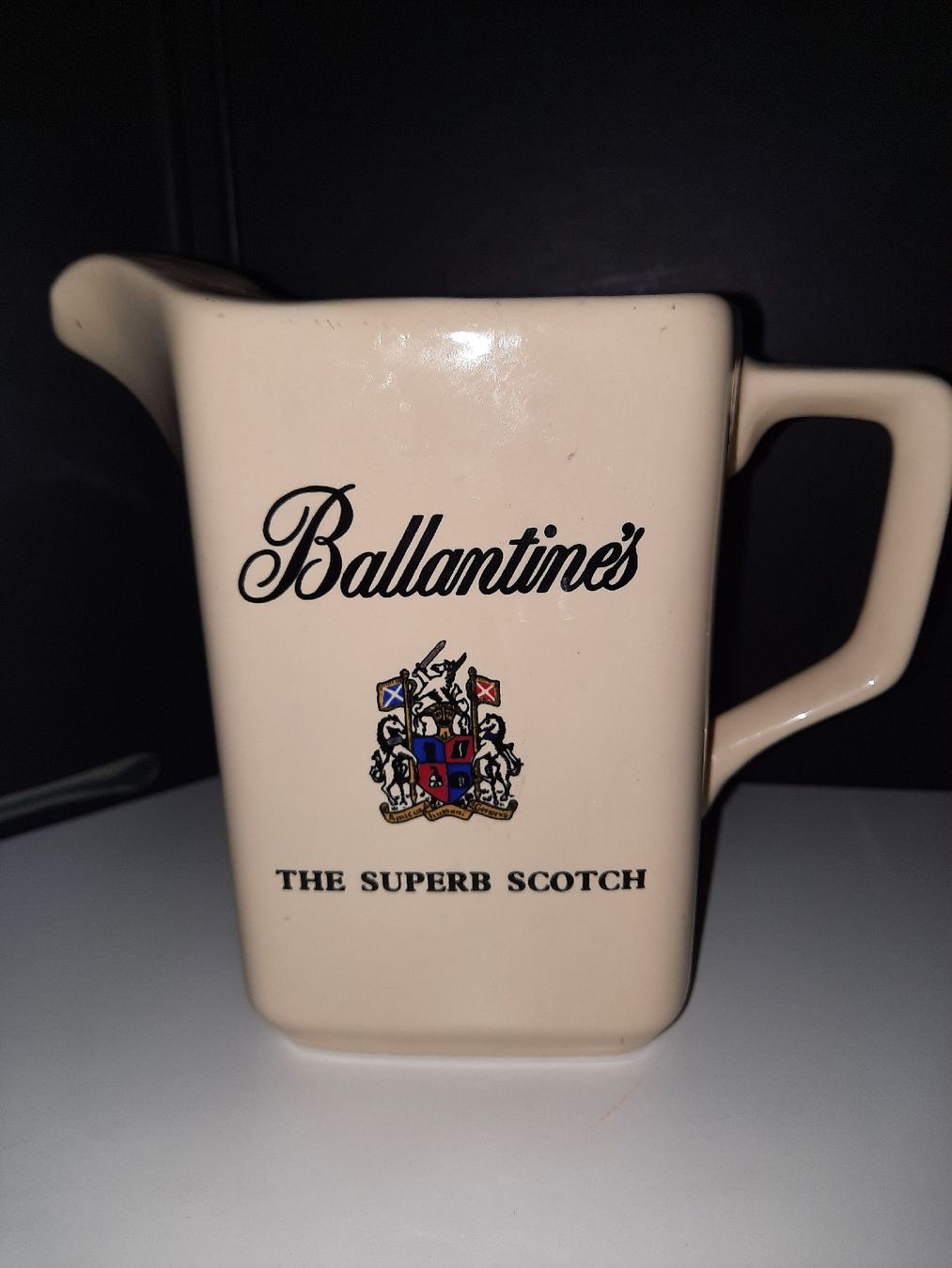 Caraffe: Ballantine's Krug – Usato da Biasca venduto da Old_6blh