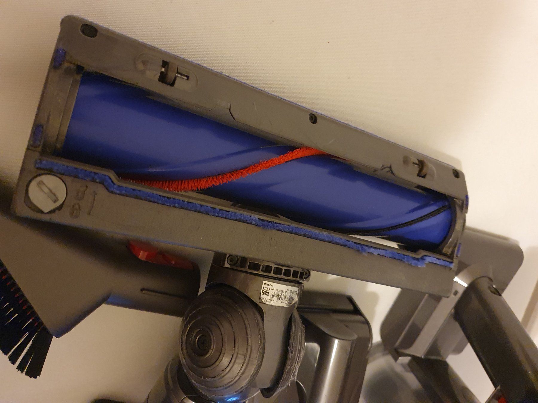 Dyson Aspirapolveri & Accessori: Dyson V7 d'occasion – Usato da Lausanne venduto da Af2016 4