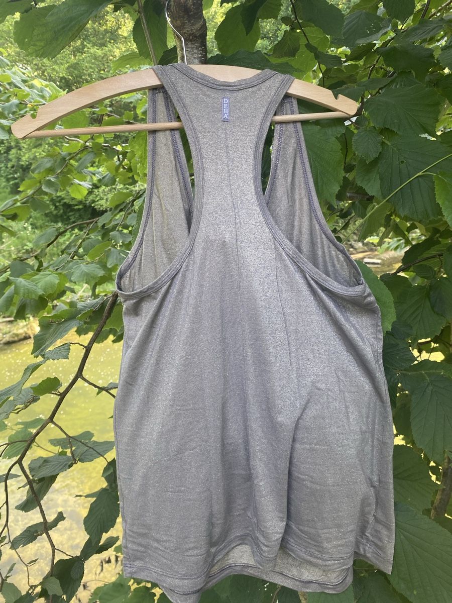 T-Shirts: Silbershirt von DEHA in Größe L – Gebraucht aus Scuol von frosch85 1