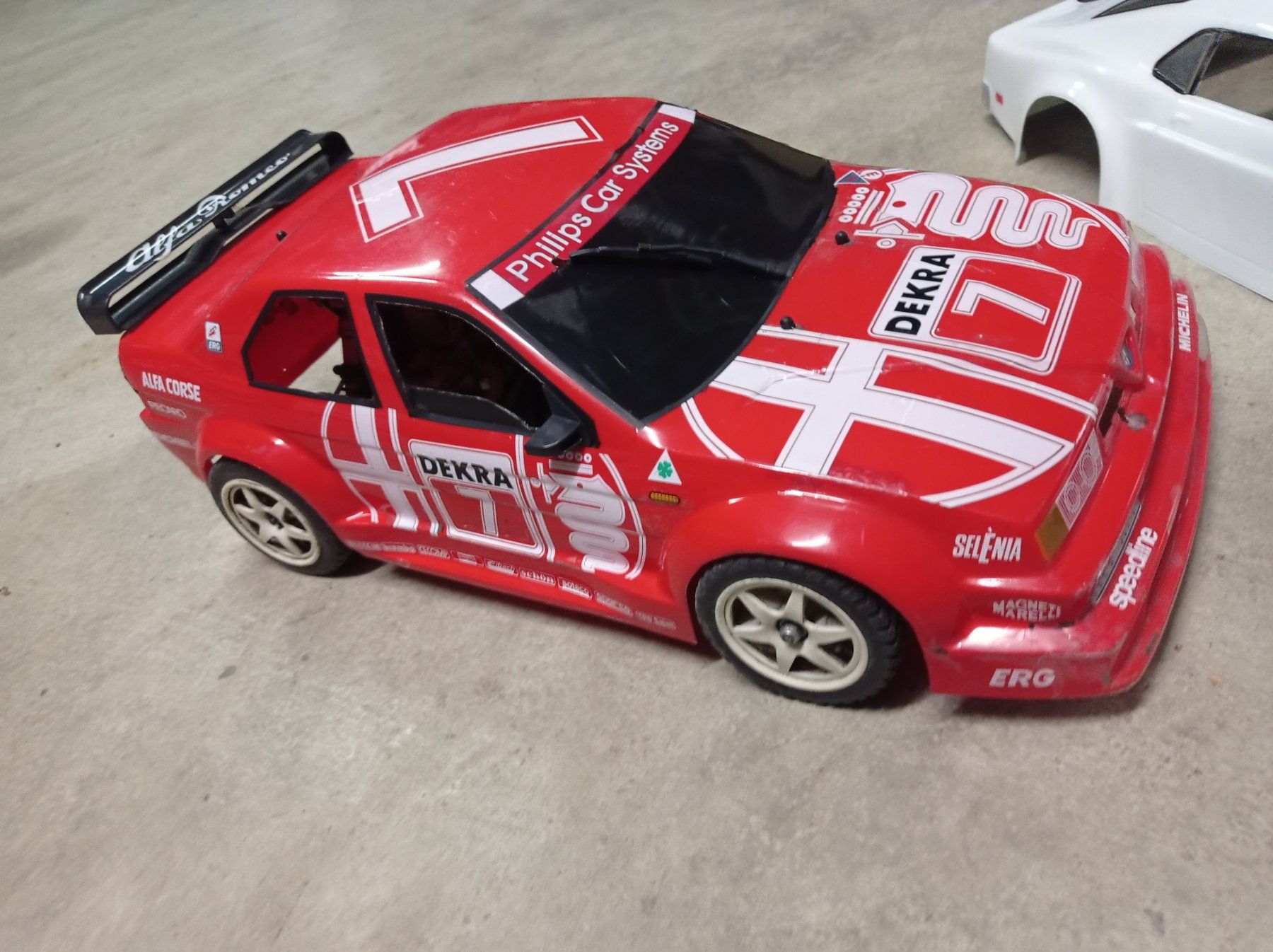 Modellismo RC: Alfa Roméo 155  1:10 – Difettoso da Bex venduto da Sdancer