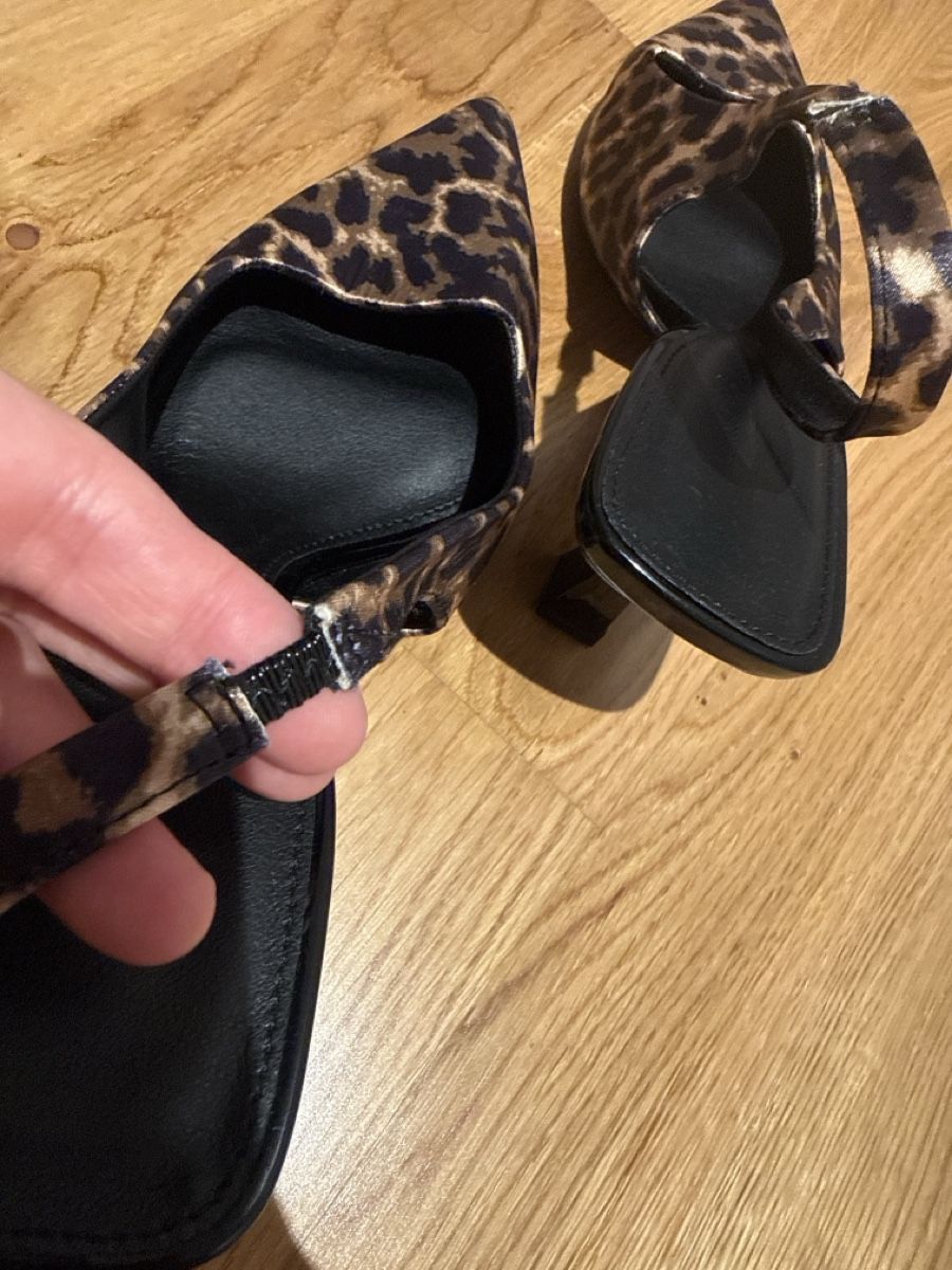 Damenschuhe: High Heels Sandalen – Neu (gemäss Beschreibung) aus Kriens von g_b_mk7j 6