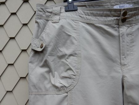 Bermudas sandbraun/ Baumwolle   Cargo  *  bpc  *  Grösse 48