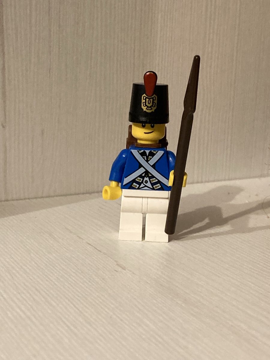 Lego Giocattoli: LEGO Pirates Bluecoat Soldier – Usato da Schafisheim venduto da mic_79dx