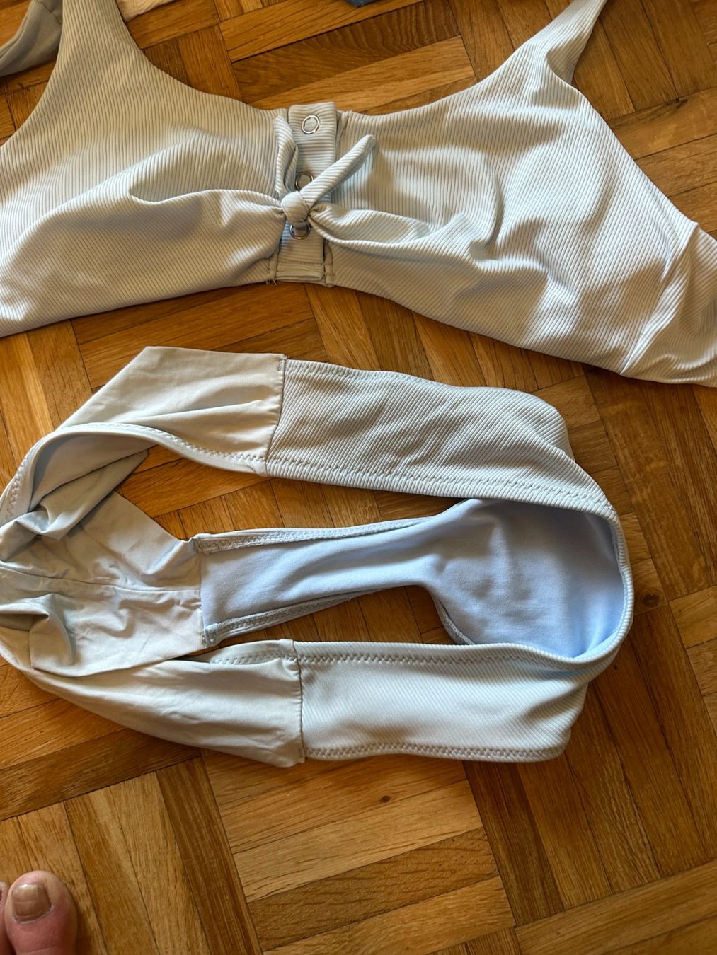 Lotti di vestiti: Kleiderpacket – Nuovo (secondo la descrizione) da Balsthal venduto da dasesaro 7