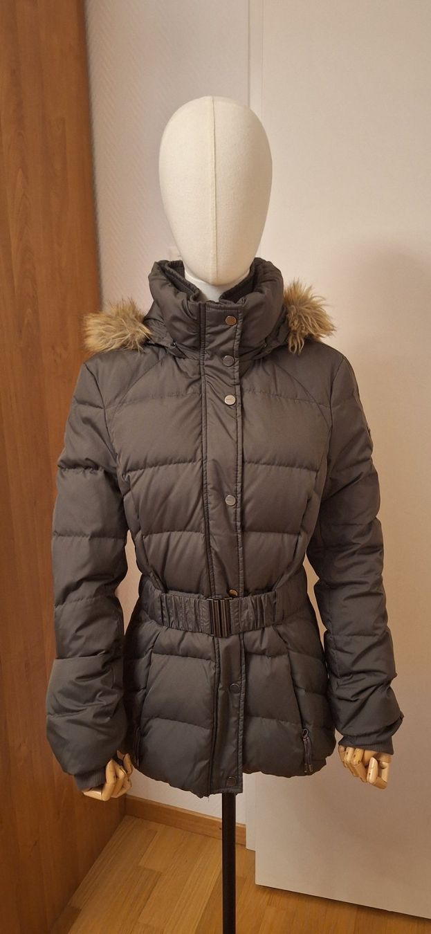 Esprit Giacche: Esprit, doudoune / Daunenjacke – Nuovo (secondo la descrizione) da Lussery-Villars venduto da pousinete02