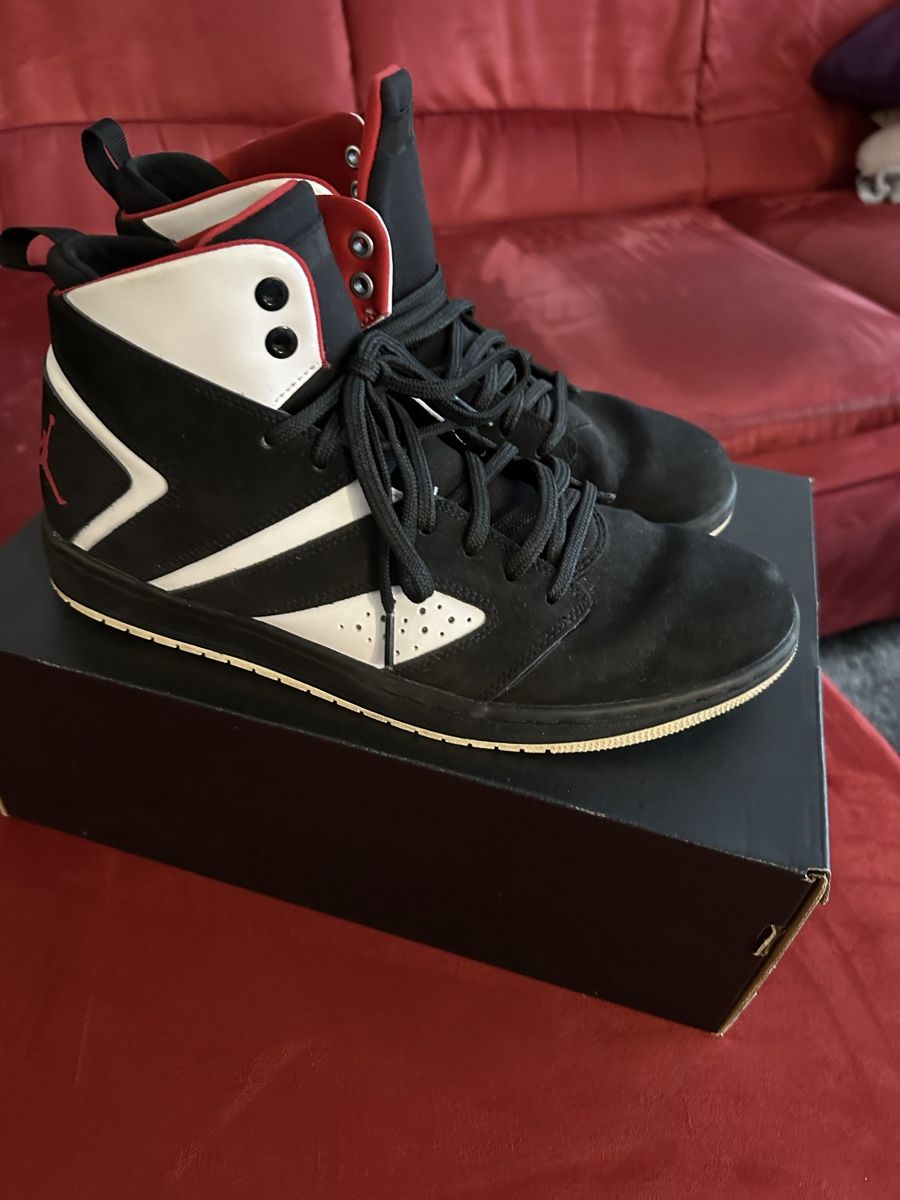 Scarpe da uomo: Jordan Flight Legend – Usato da Schwarzenburg venduto da micmag