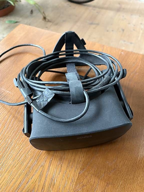 Casque VR: Oculus / HTC Vive Base Station / Controller – D'occasion à Zürich par jachalala 1