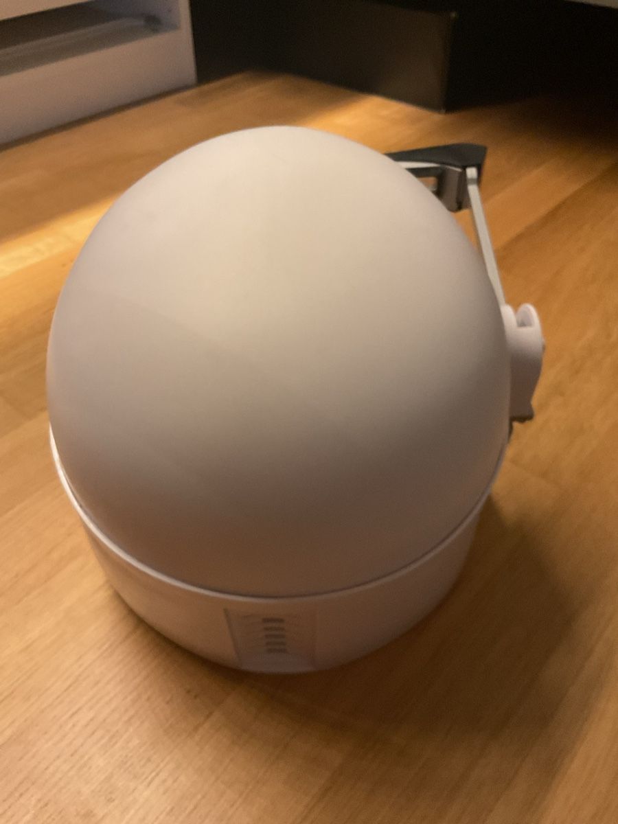 Abiti antichi: Mandalorian Helmet Prop Replica White Good Condition – Usato da Zürich venduto da vva_jd65 2