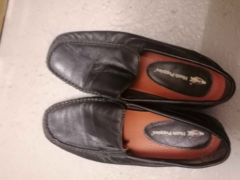 Scarpe da donna: Schwarze Schuhe Gr. 39 – Usato da Nänikon venduto da Manta87
