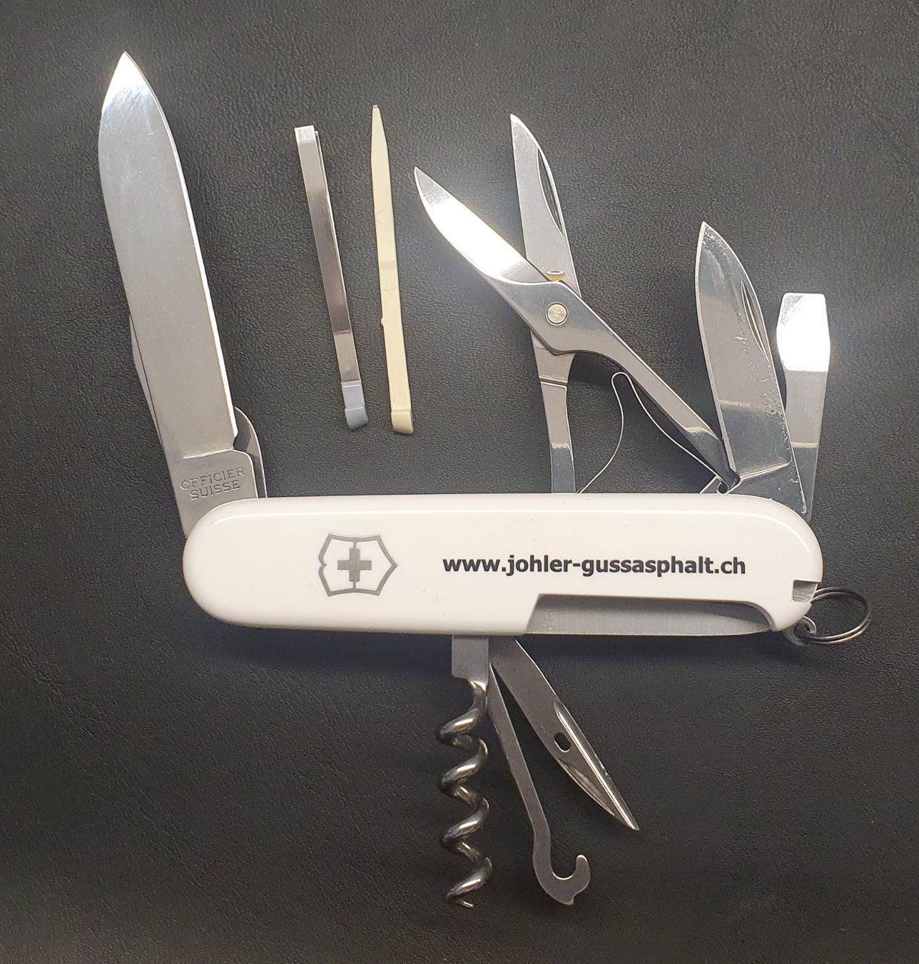 Victorinox Taschenmesser: 4 Victorinox Sackmesser mit Logo – Neu (gemäss Beschreibung) aus Härkingen von MarianneSi 2