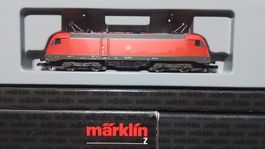 Neu OVP Märklin Z 88581 DB BR 182 005-9 Taurus 5pol Motor