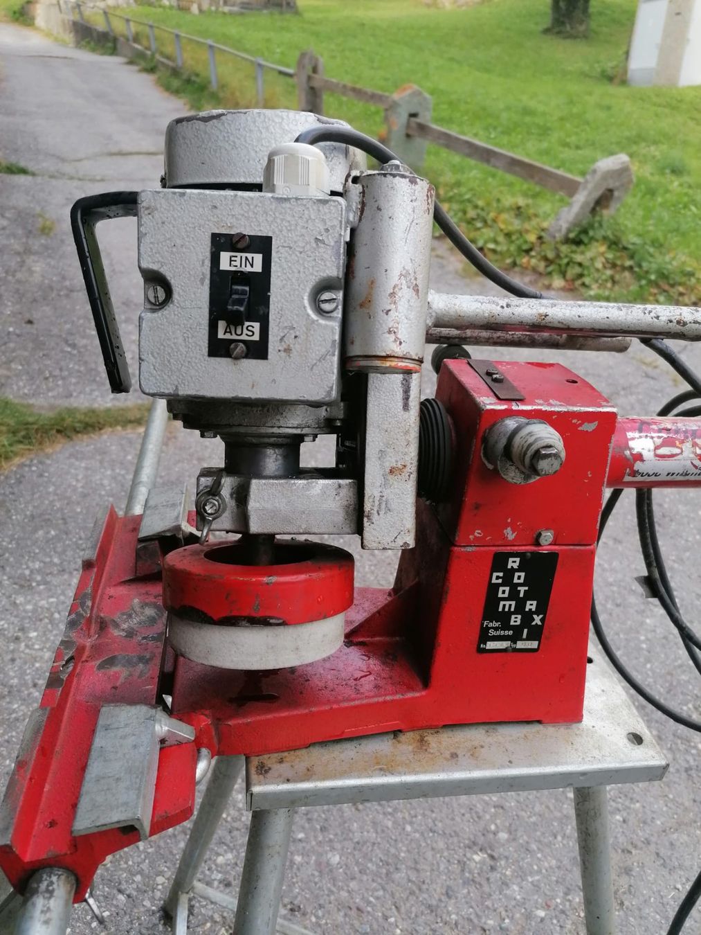 Rotax Alle Werkzeuge: Rotax Combi Messerschleifmaschine – Gebraucht aus Nufenen von Cmeuli 4