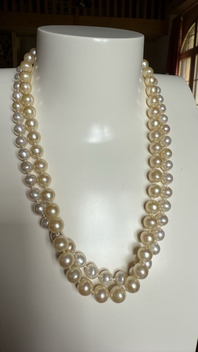 Dior Catenine: Collier de perles Dior  vintage, double rangée, élégant rare – Usato da Nyon venduto da stylevintage79 4