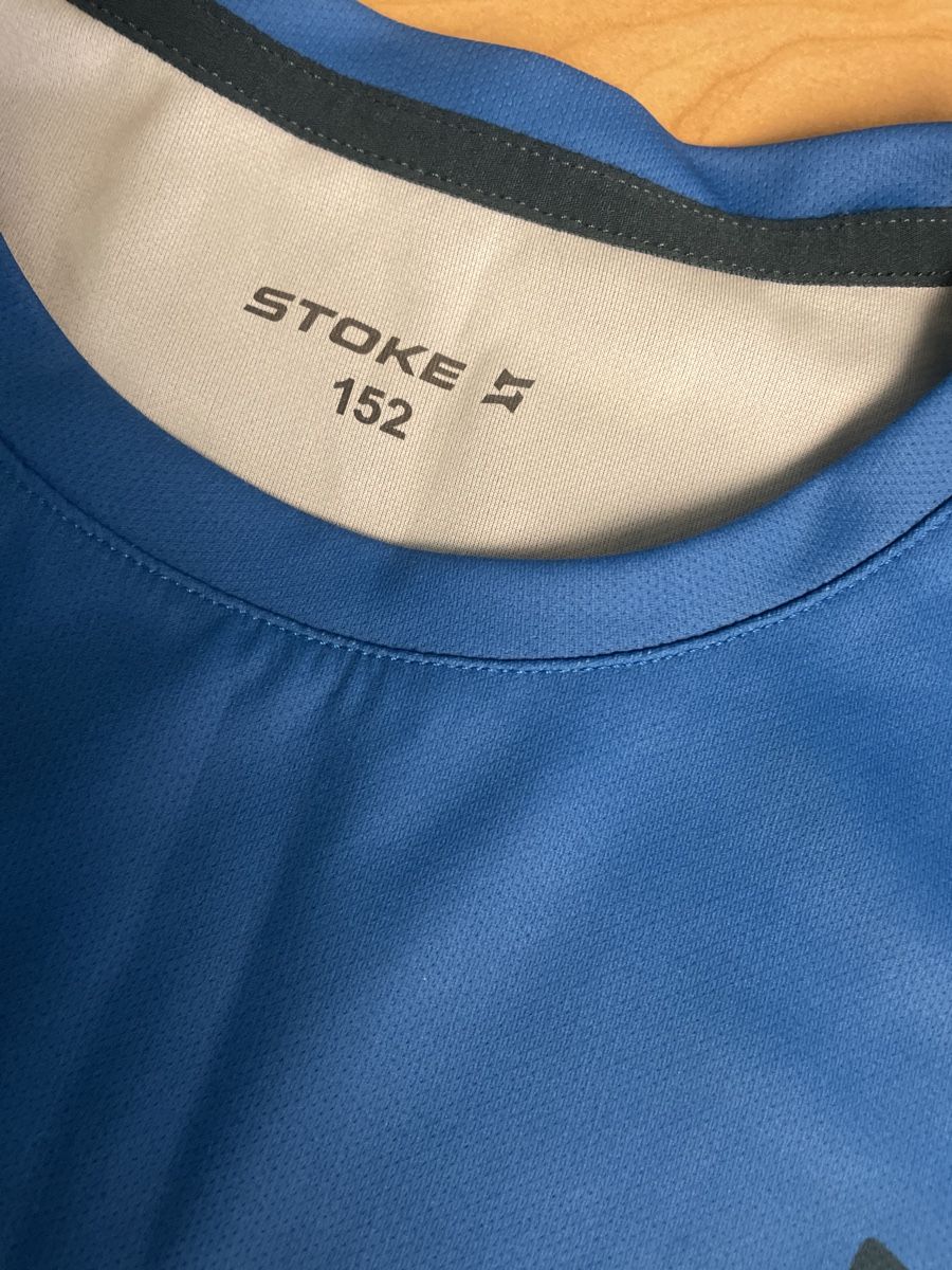 Stoke Scarpe, pantaloni & magliette da ginnastica: Stoke Velo Shirt Gr.152 – Nuovo (secondo la descrizione) da Obergerlafingen venduto da cabo4 1