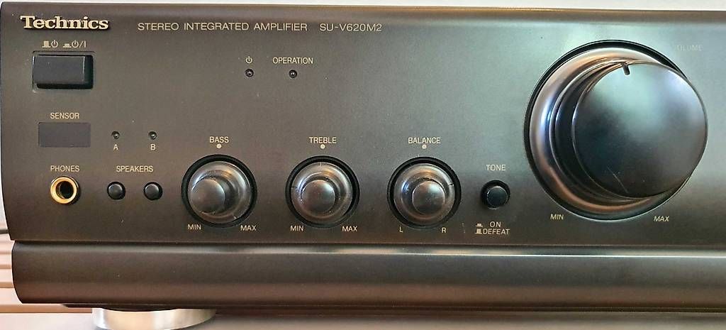 Technics Amplificatori: TECHNICS SU-V620 MarkII – Usato da Zofingen venduto da MoritzundVeieli 1