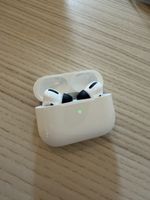 AirPods Pro + Case