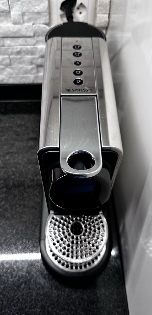 Krups Kaffeemaschinen & Espressomaschinen: Nespresso Krups CitiZ Platinum – Gebraucht aus Volketswil von Frenc77 2