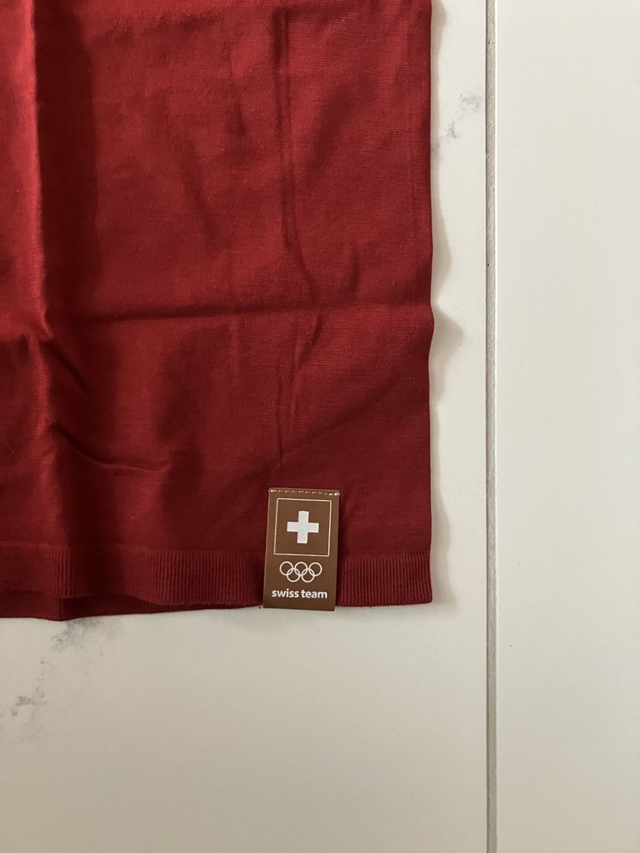 Magliette Polo: Swiss Olympic Polo Shirt – Nuovo e nell'imballaggio originale da Wolfhausen venduto da swissski 3