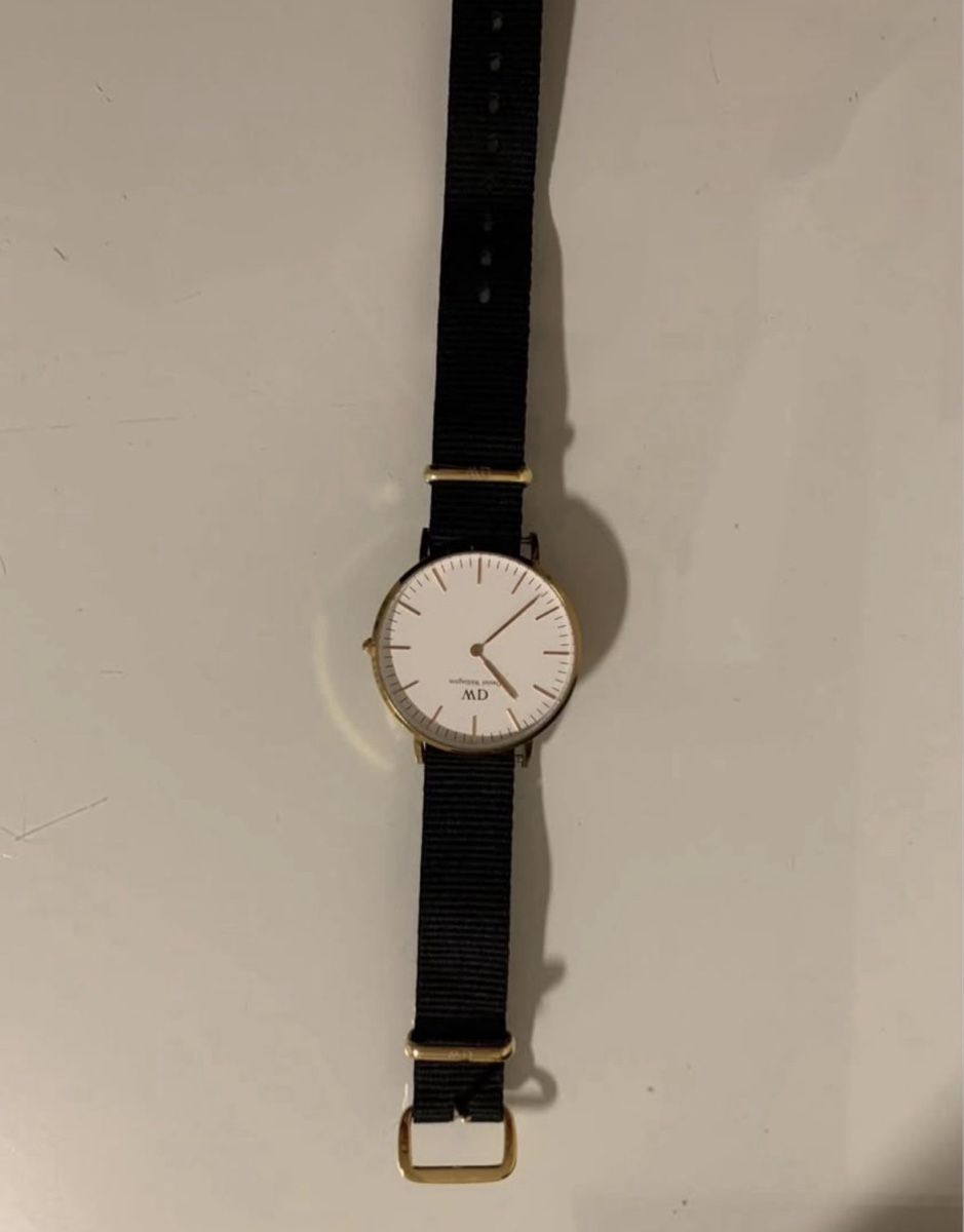 Daniel Wellington Orologi: DANIEL WELLINGTON DAMENUHR - INKL. 2 BÄNDER – Nuovo (secondo la descrizione) da Zürich venduto da nina.ninat 3