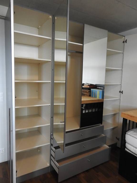 Armadi: Schrank Anthrazit mit Spiegel – Usato da Rain venduto da 999-800-K 1